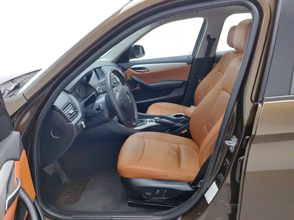 BMW X1 — миниатюра 10