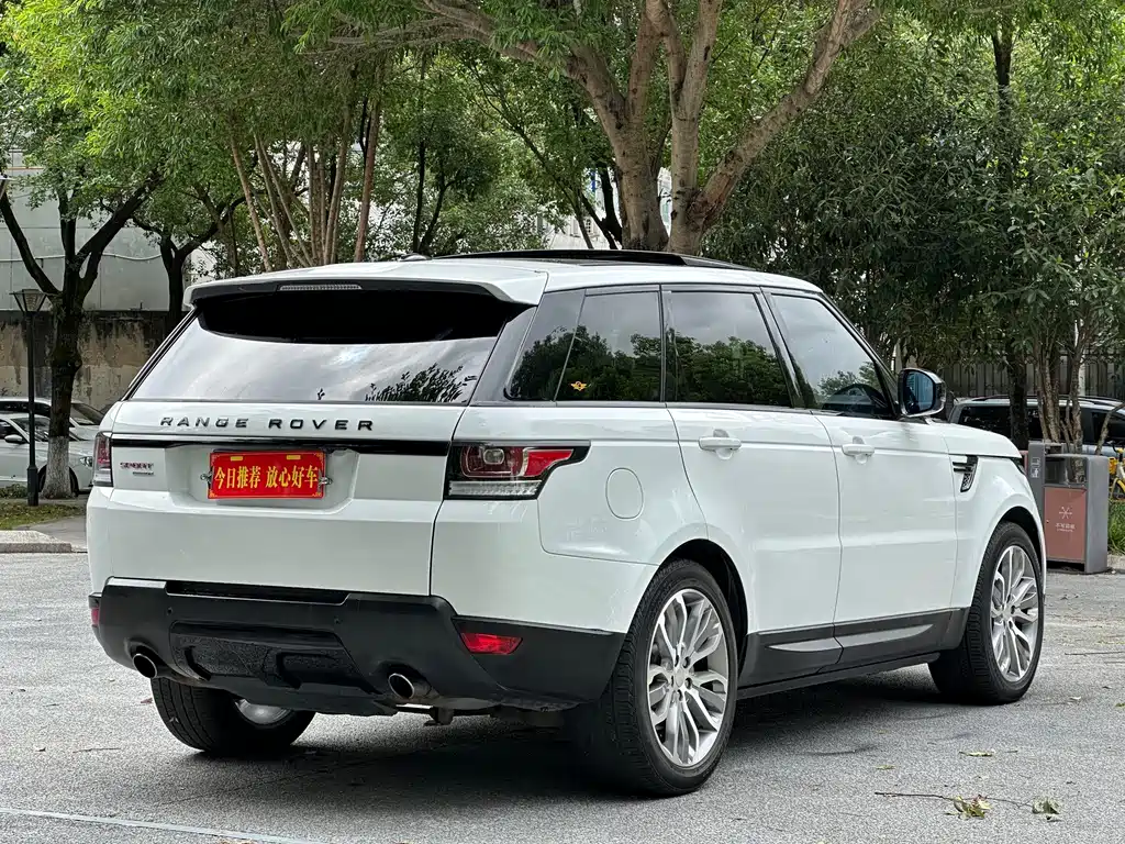 Land Rover Sport — миниатюра 5