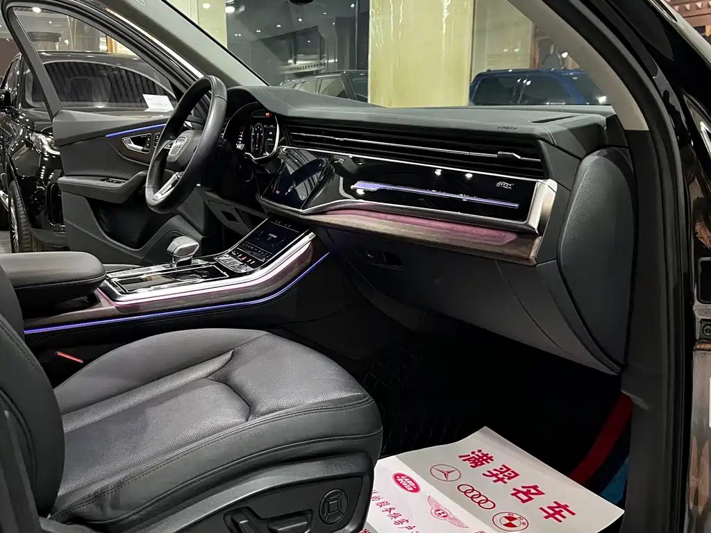 Audi Q7 — миниатюра 19