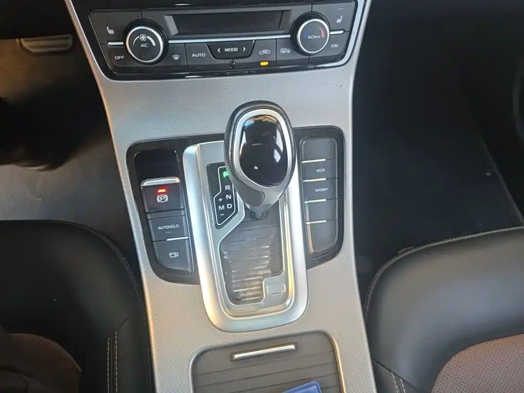 Geely Emgrand GS — миниатюра 15