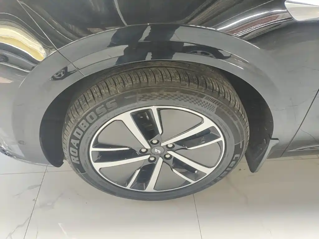 Li Auto Li L6 — миниатюра 23