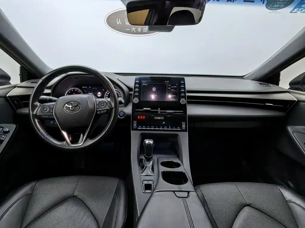 Toyota Avalon — миниатюра 14