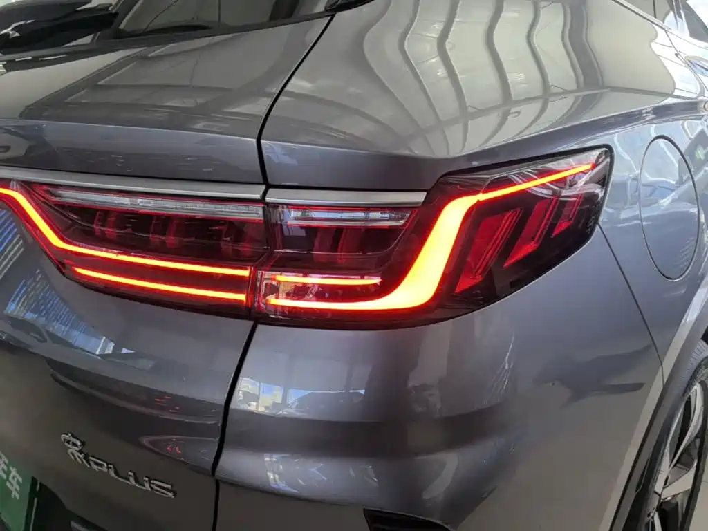 BYD PLUS New Energy — миниатюра 8