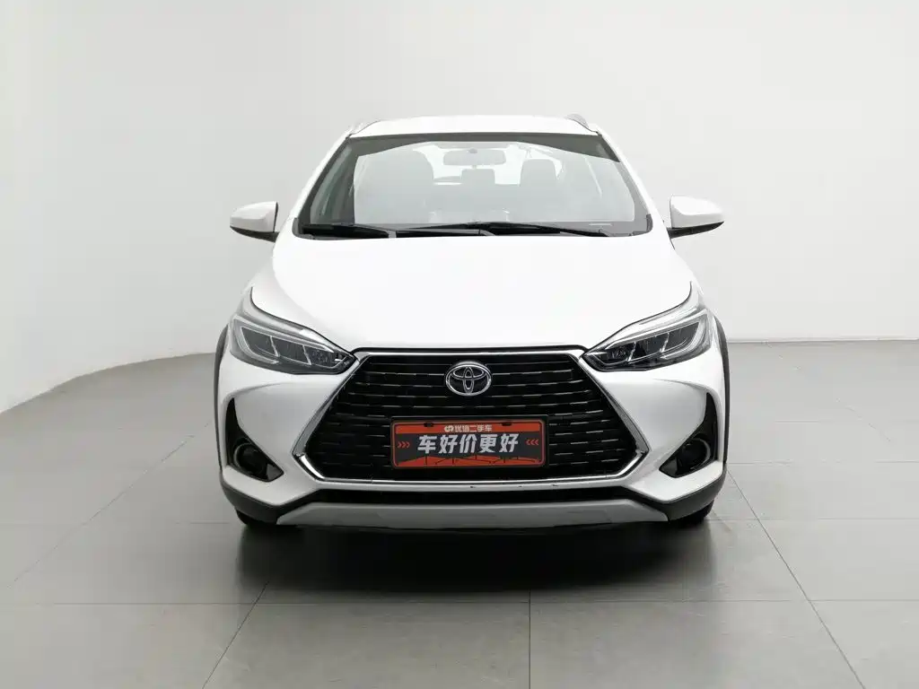 Toyota Yaris L — миниатюра 3