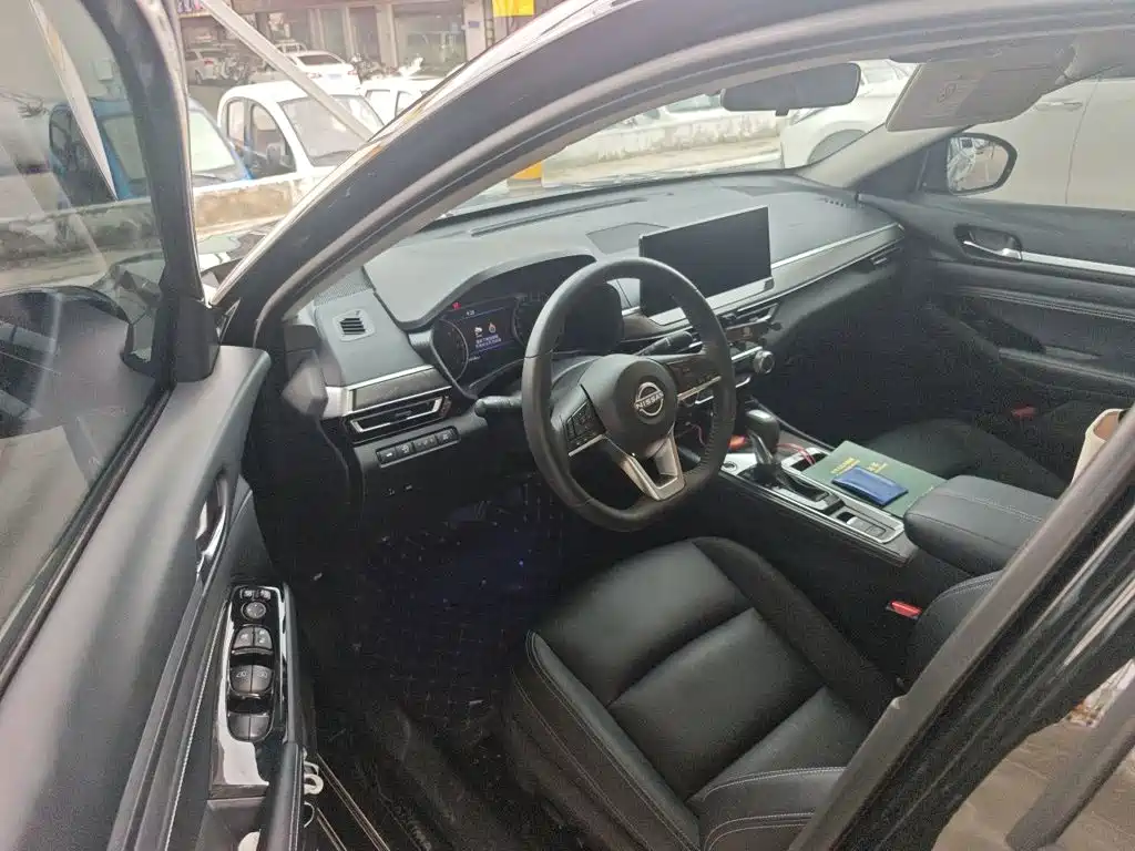Nissan Teana — миниатюра 14