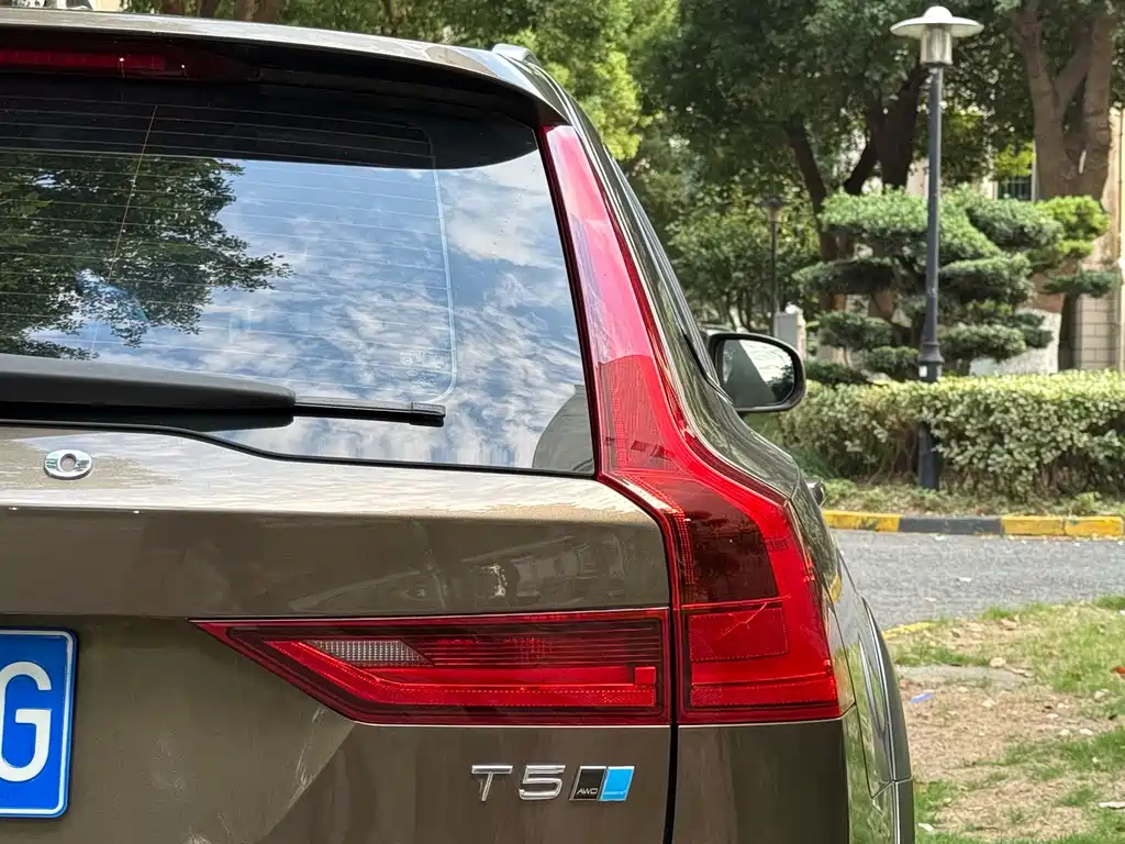 Volvo V90 — миниатюра 11