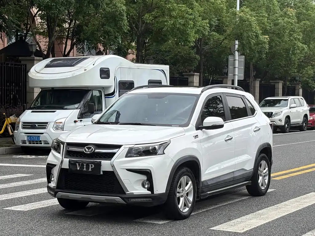 2017 BAIC Huansu S5 - zdjęcie 1 z 18