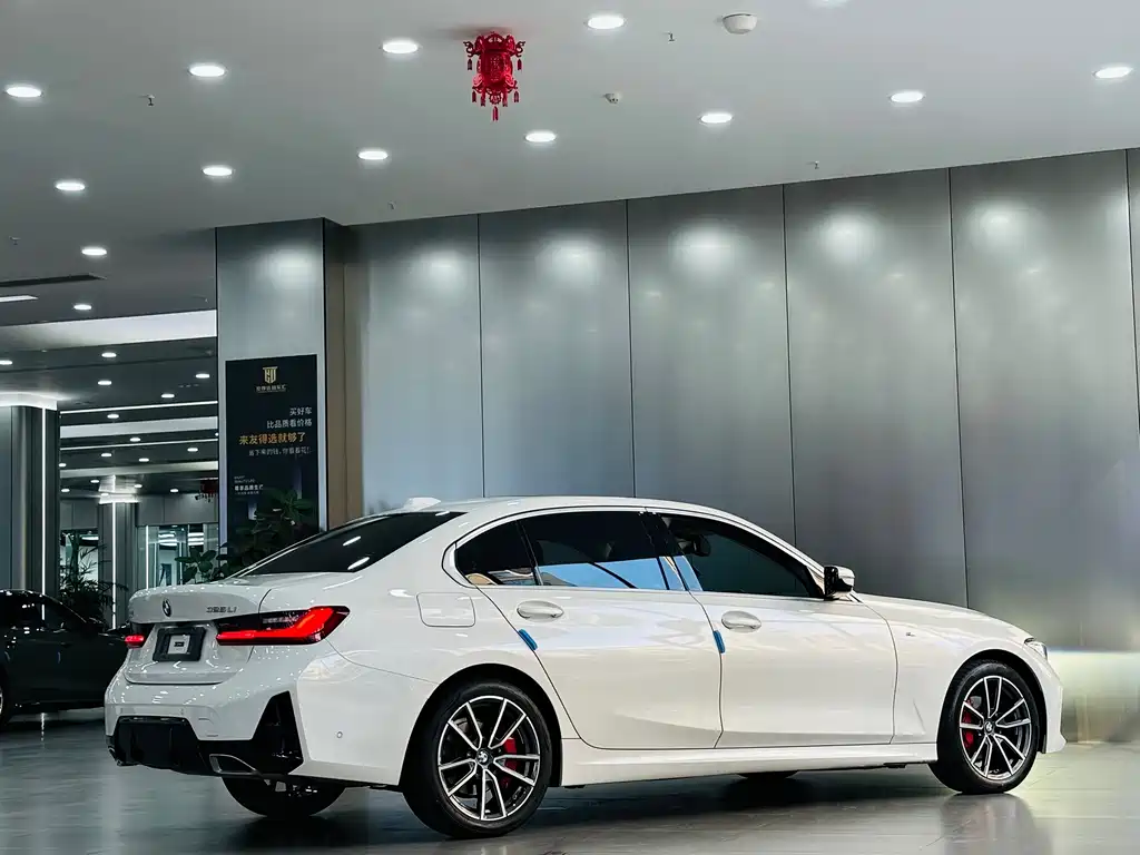 BMW 3 Series — миниатюра 7