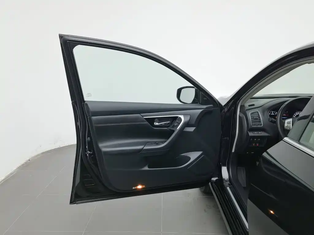 Nissan Teana — миниатюра 8