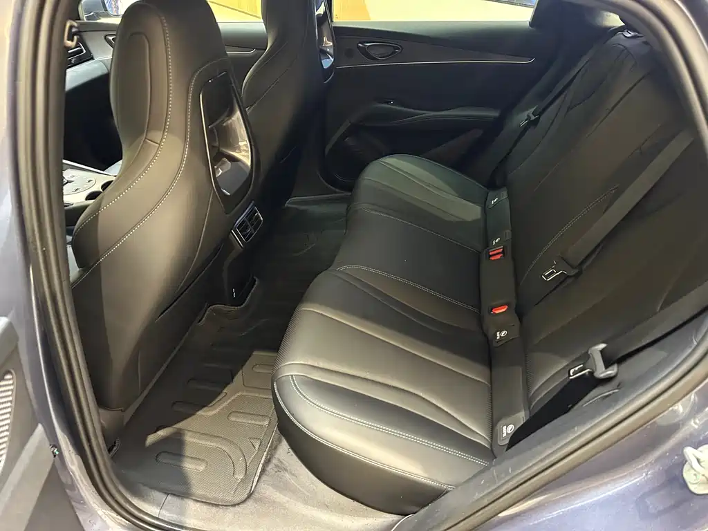 BYD SEAL 06 NEW ENERGY