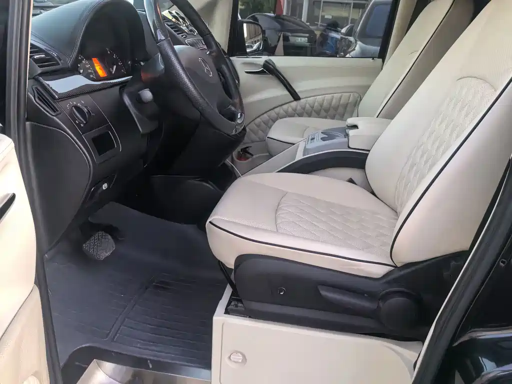 Mercedes-Benz Vito — миниатюра 7