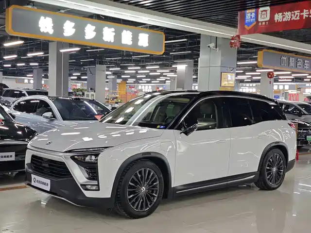 NIO NIO ES8 2019