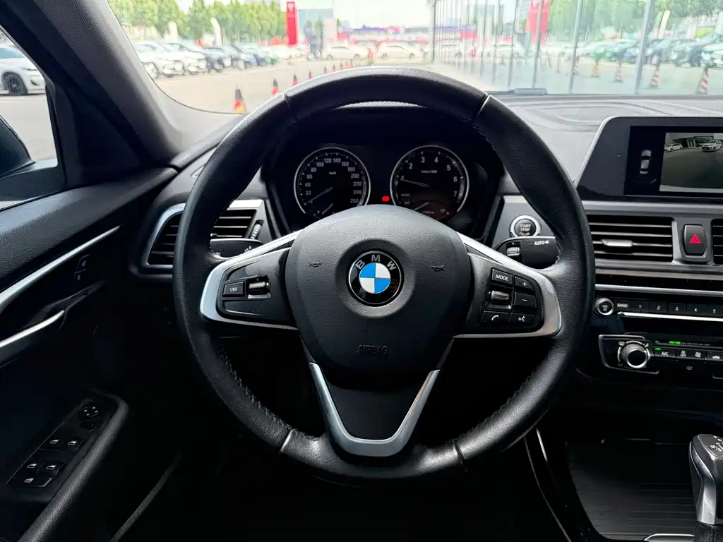 BMW 1 Series 1 2018 118i Sport