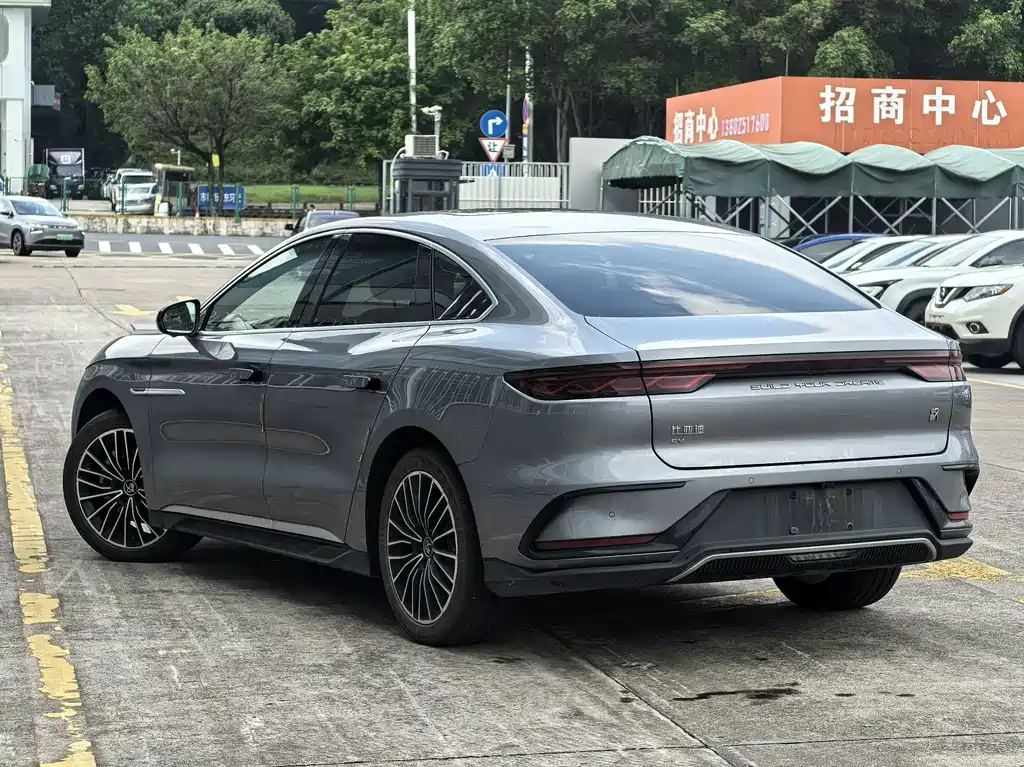 BYD Han — миниатюра 4