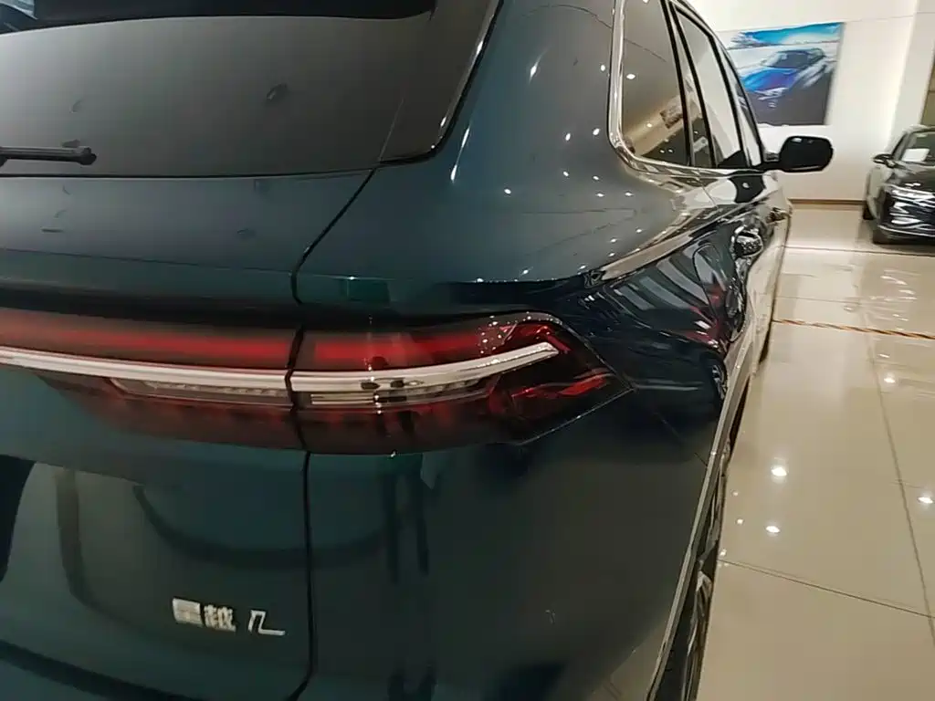 Geely Xingyue L — миниатюра 8