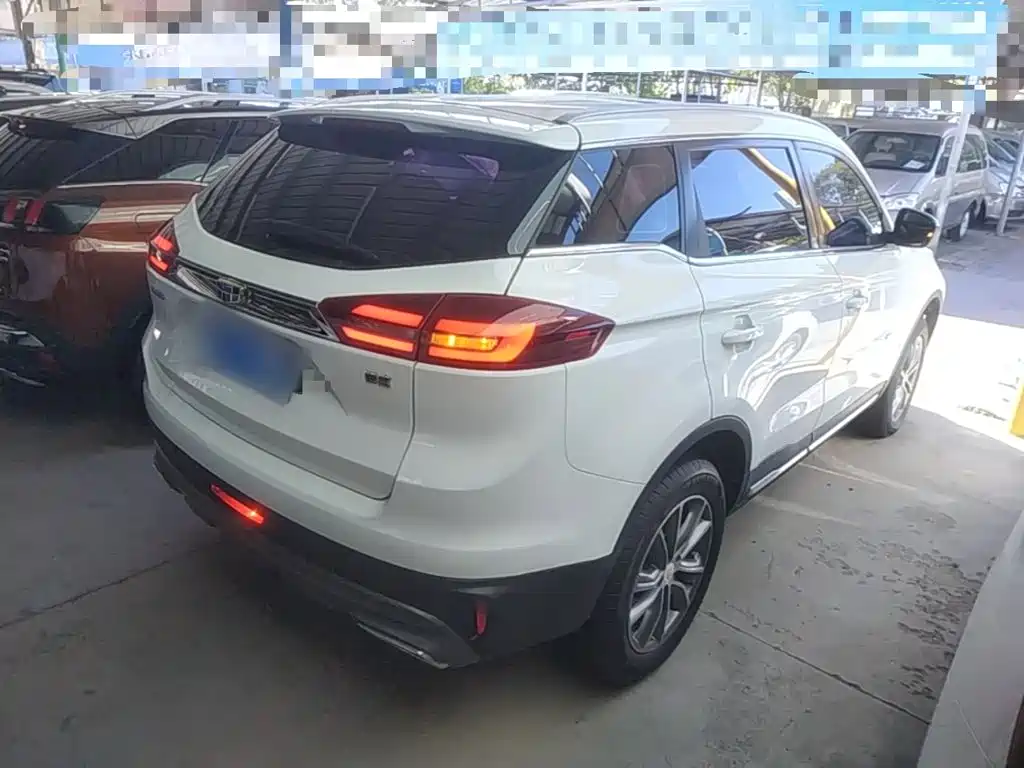 Geely Boyue — миниатюра 7