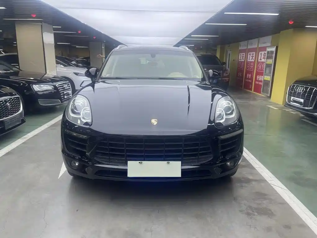 Porsche Macan — миниатюра 3