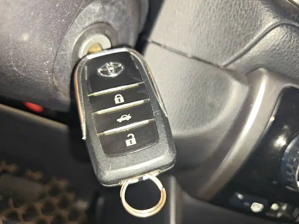 Toyota Yaris L — миниатюра 9