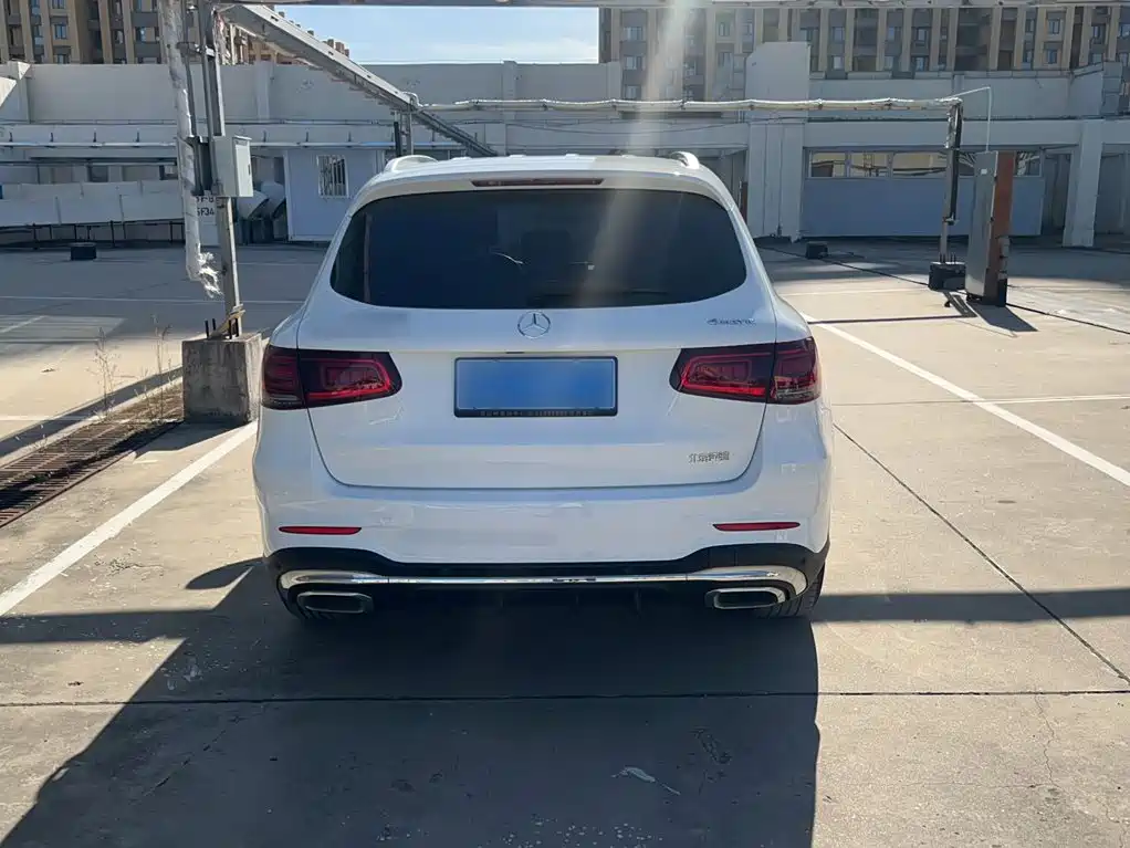 Mercedes-Benz GLC — миниатюра 16