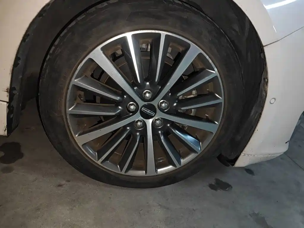 Lincoln MKZ — миниатюра 8
