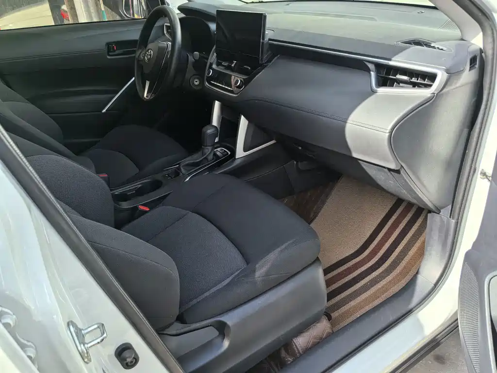 Toyota Frontlander — миниатюра 9