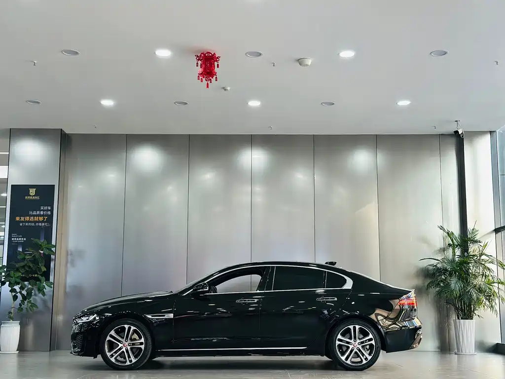 Jaguar XEL — миниатюра 9