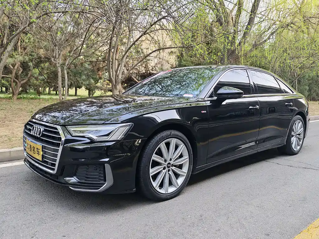 Audi A6L 2022