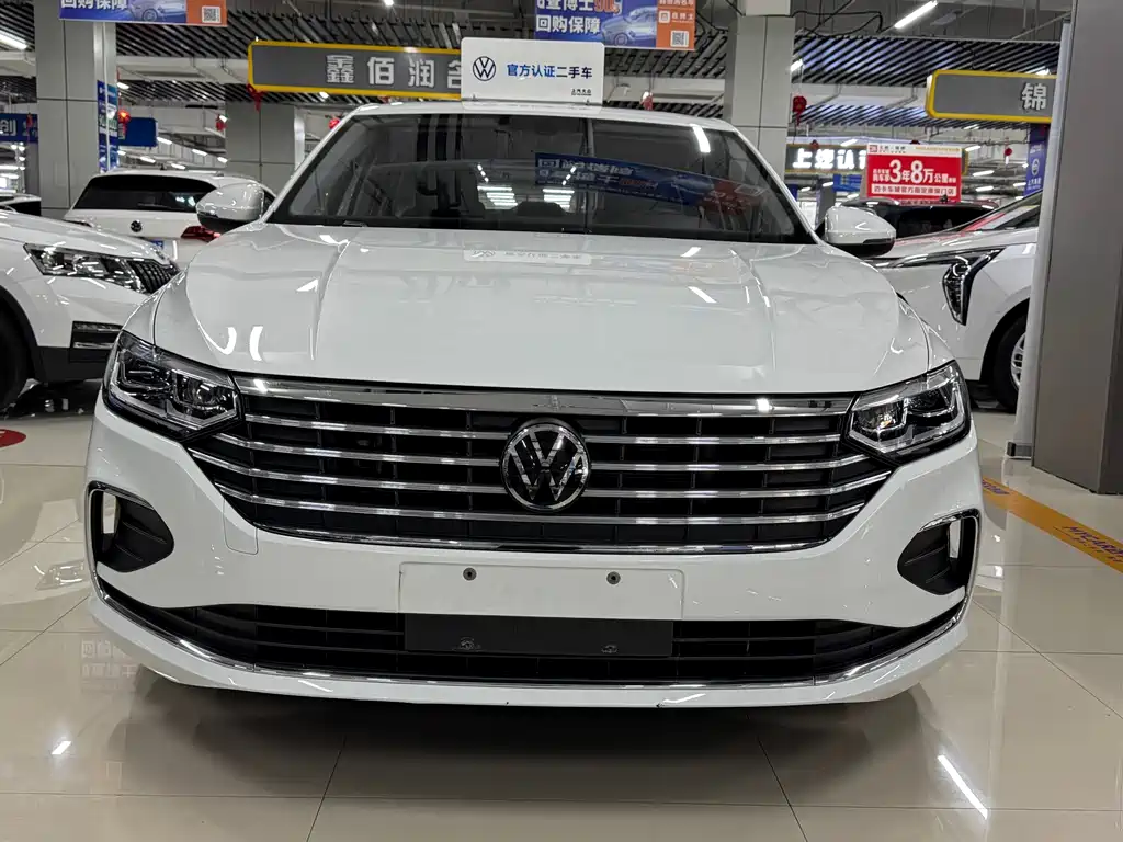 Volkswagen Lavida — миниатюра 2