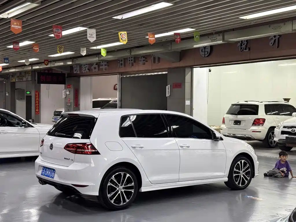 Volkswagen Golf — миниатюра 5