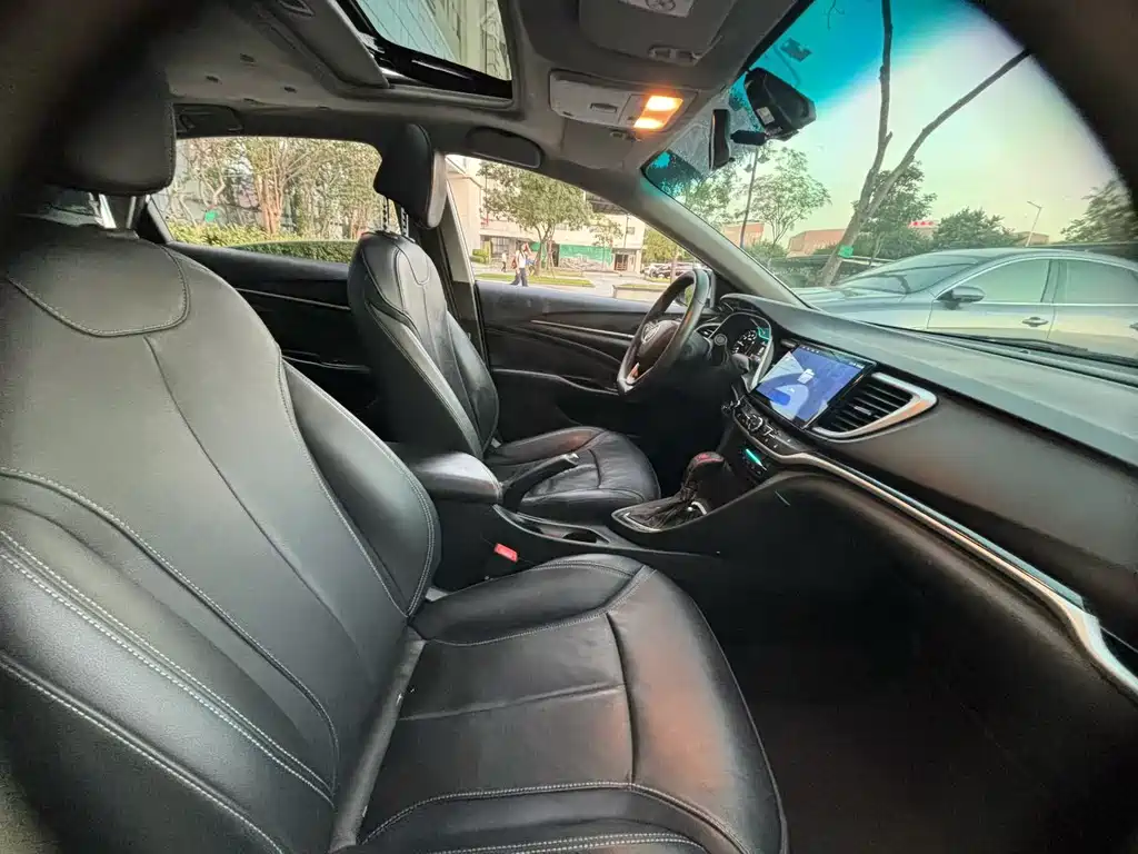 Buick Excelle — миниатюра 7