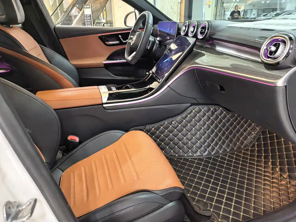 Mercedes-Benz C-Class — миниатюра 4