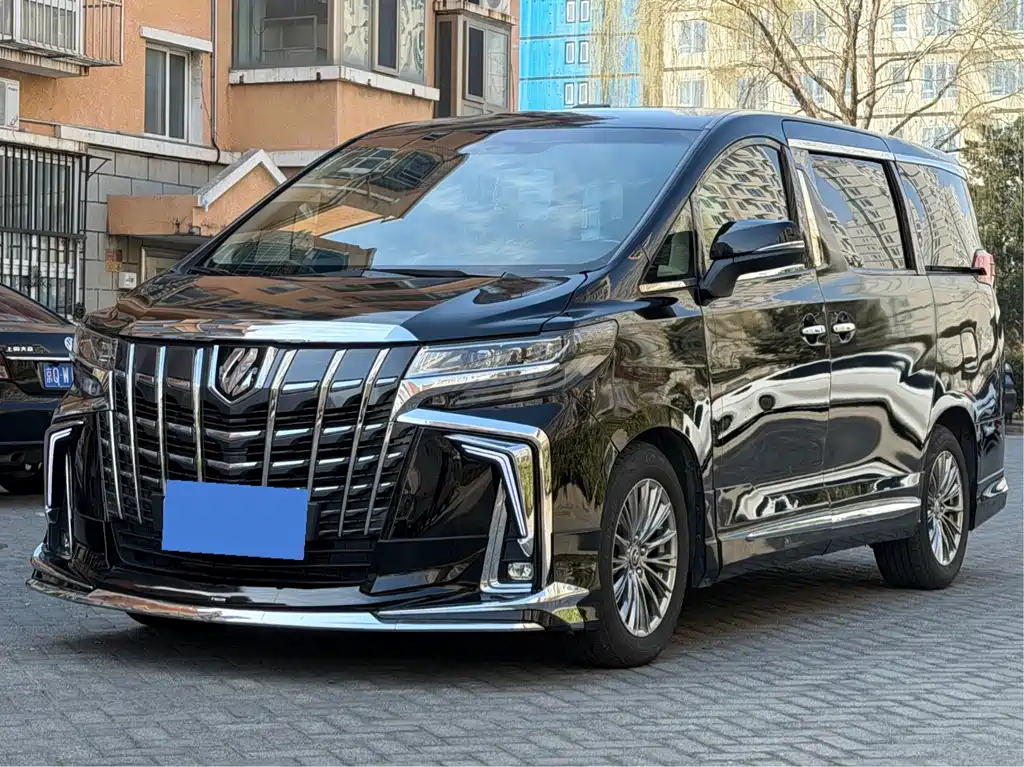 Toyota Alphard 2010