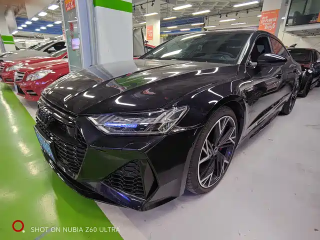 AUDI A7L