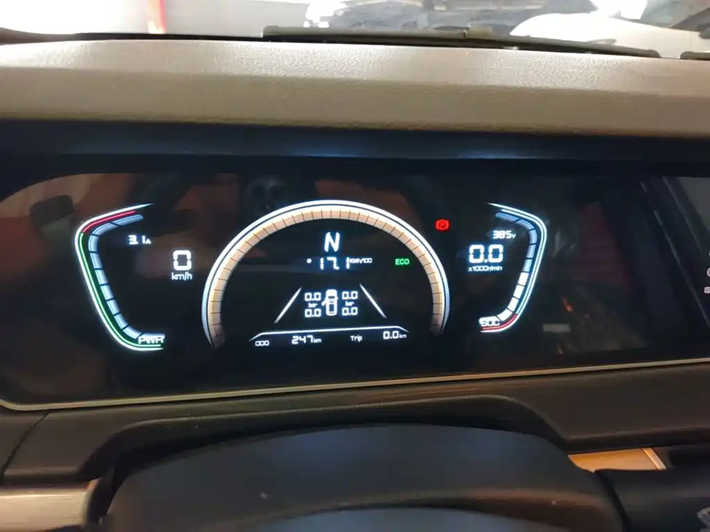 BAW Ruisheng Ace M7 New Energy — миниатюра 12