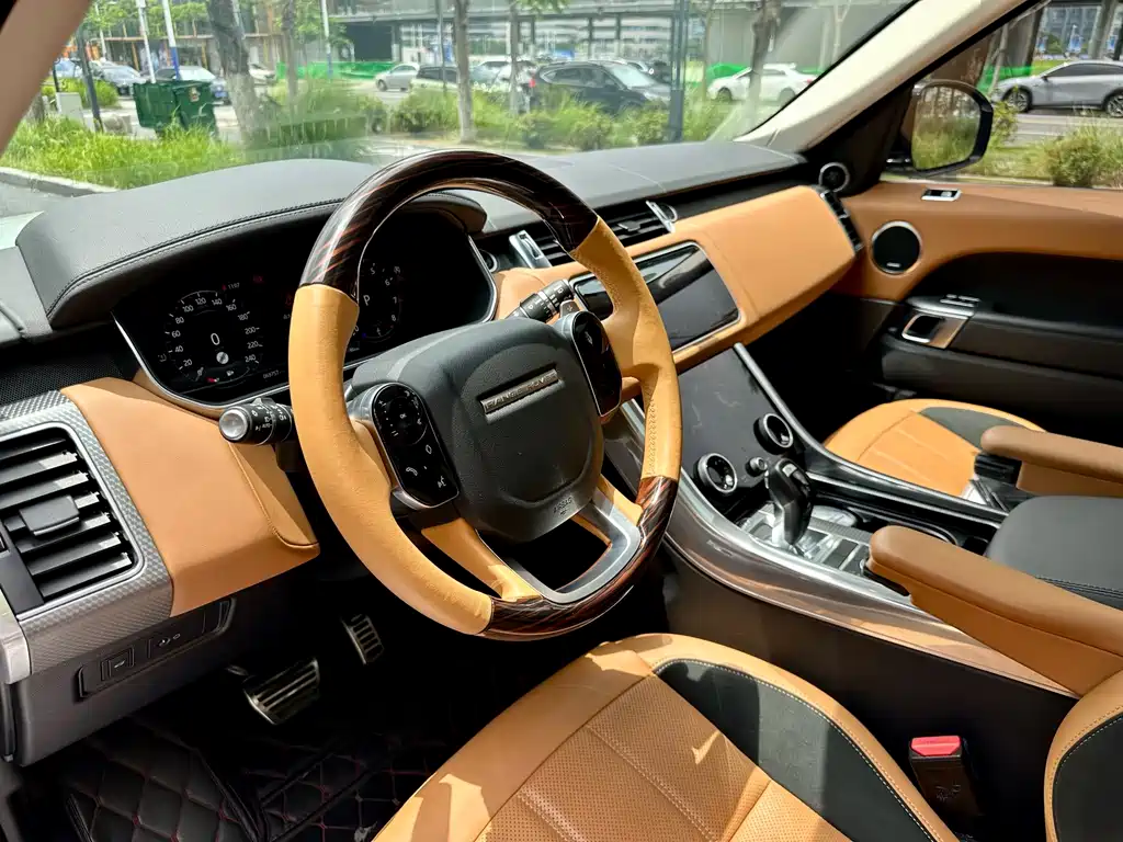 Land Rover Sport — миниатюра 9