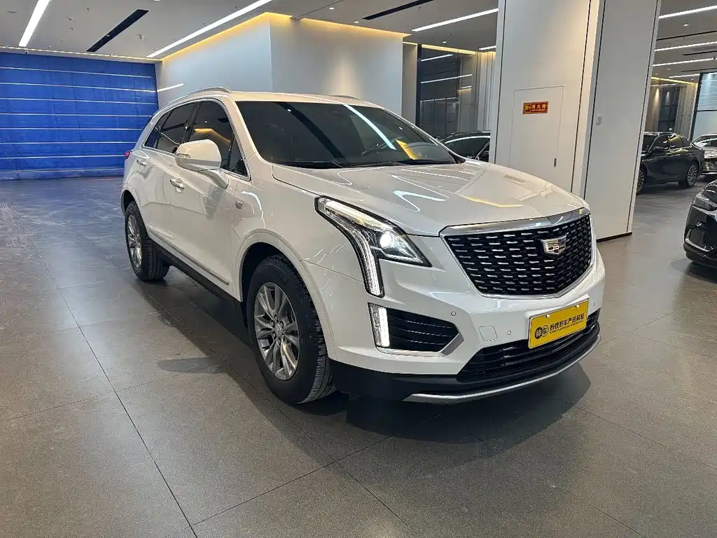 CADILLAC XT5