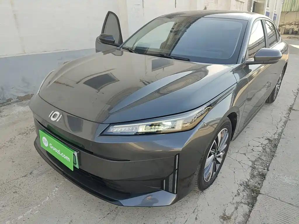 Changan A05