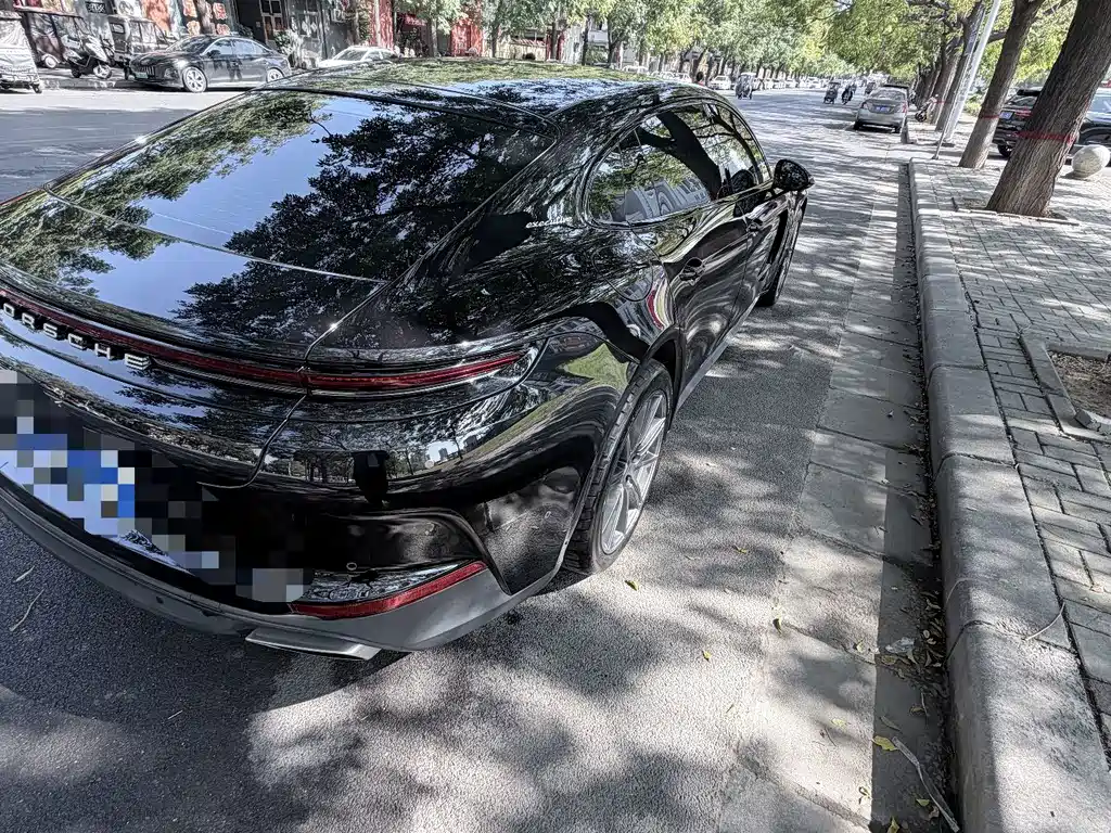 Porsche Panamera — миниатюра 2