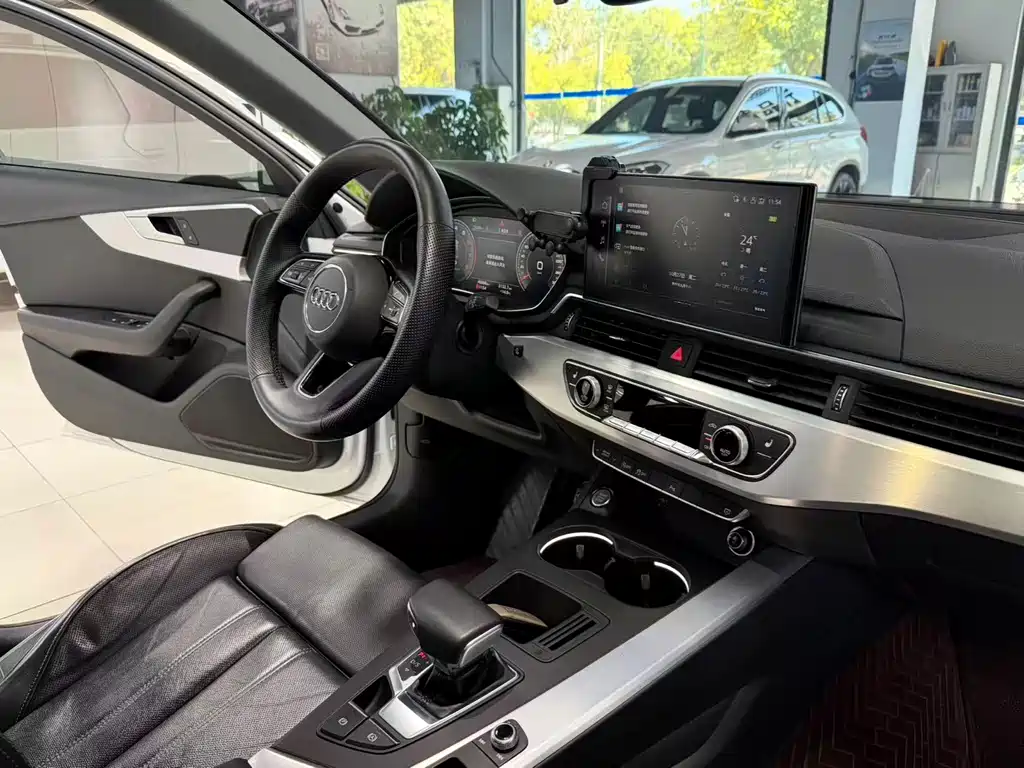 Audi A4L — миниатюра 10