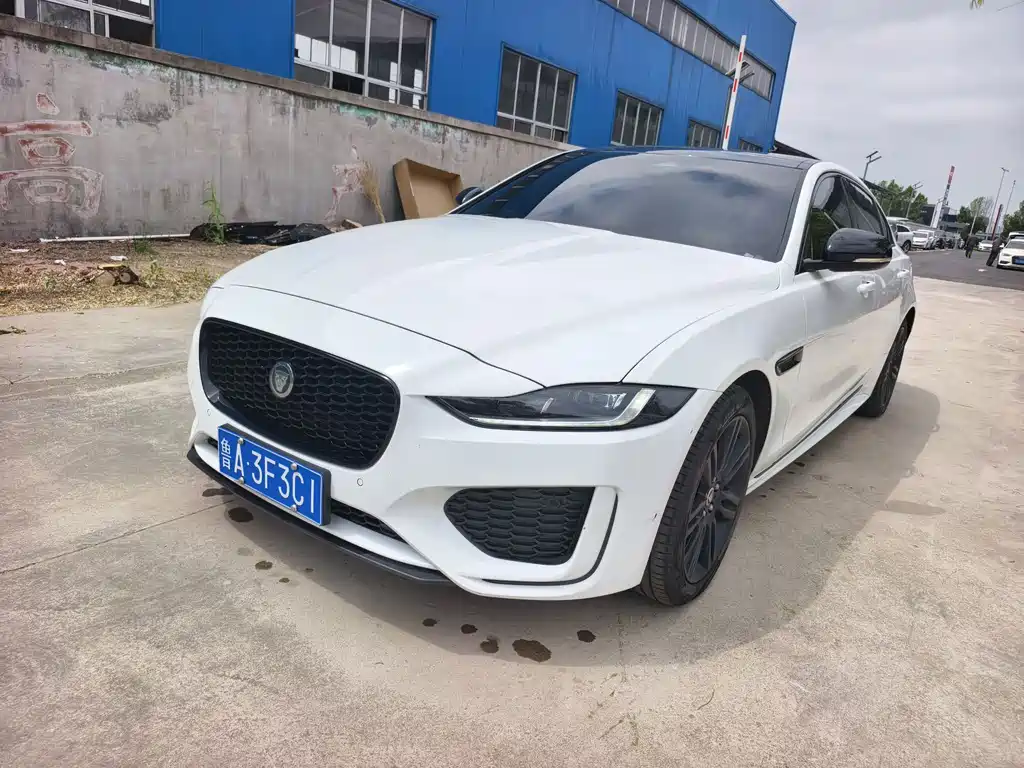 Купить Jaguar XEL