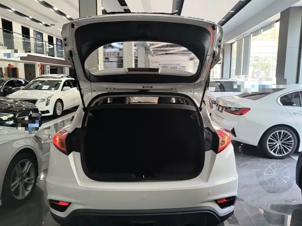 Changan Eado XT — миниатюра 19