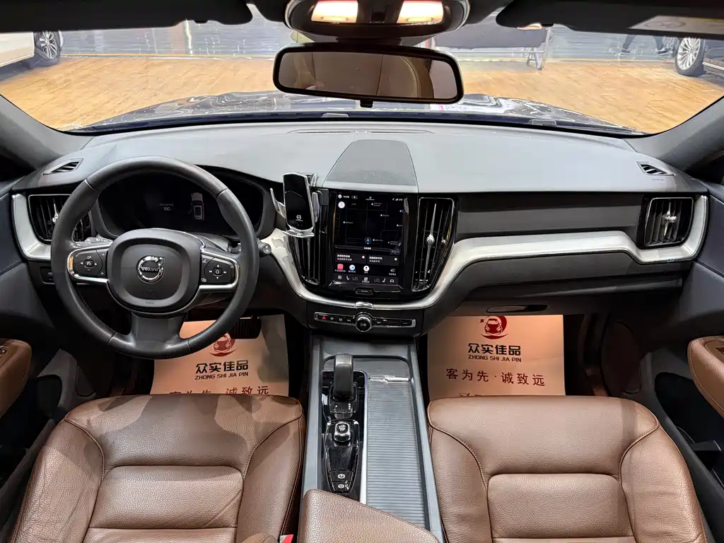 Volvo XC60 — миниатюра 5