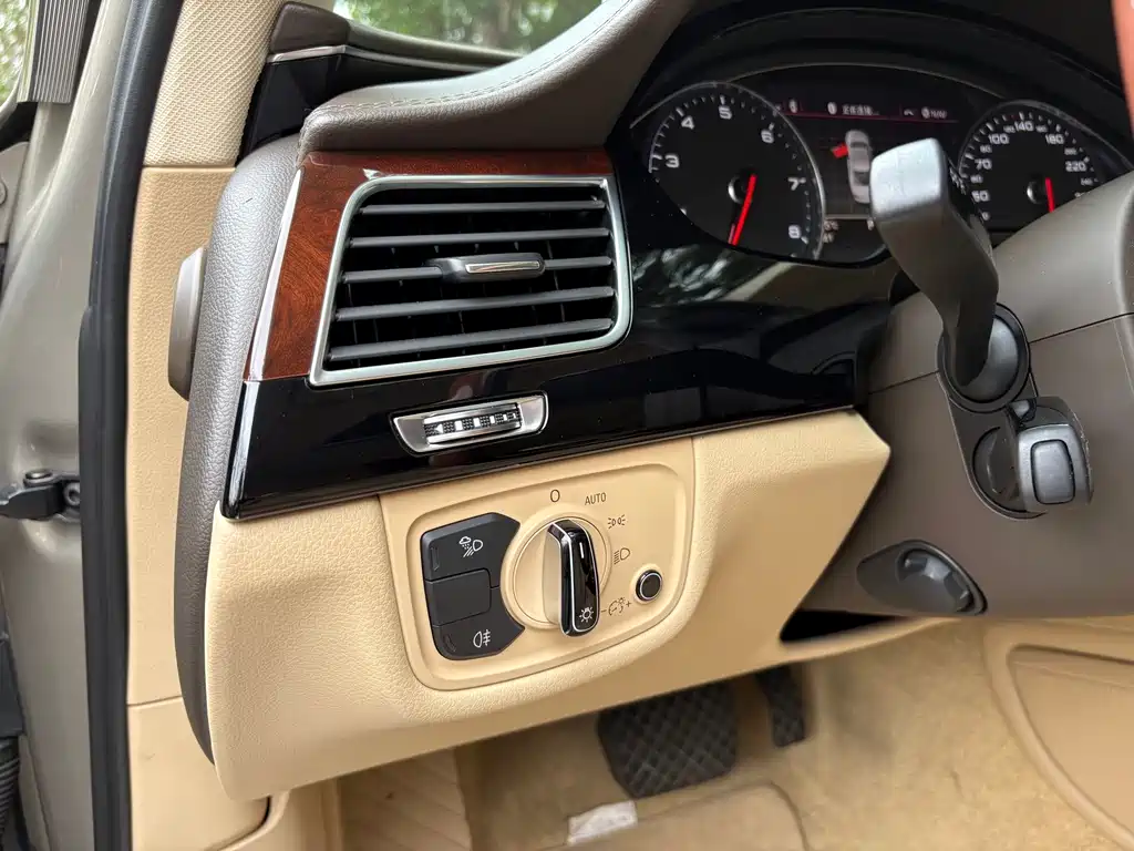 Audi A8 2012 A8L 50 TFSI quattro Luxury