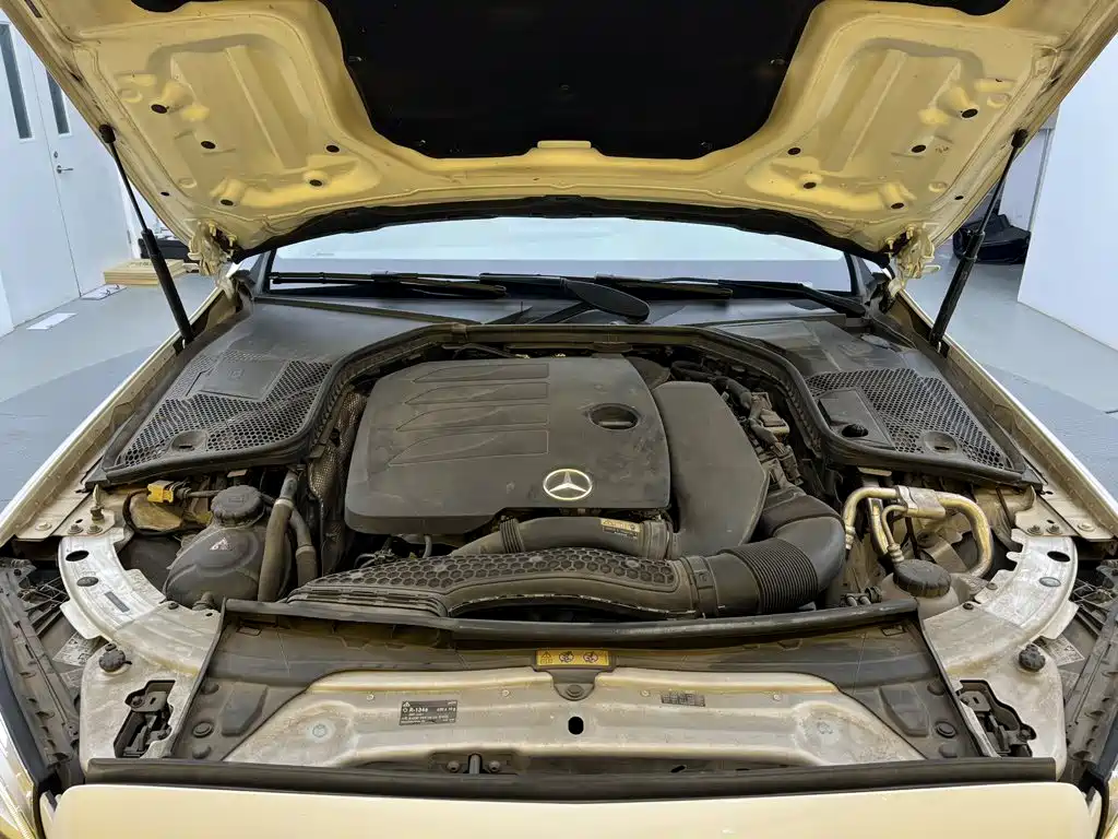 Mercedes-Benz C-Class — миниатюра 10