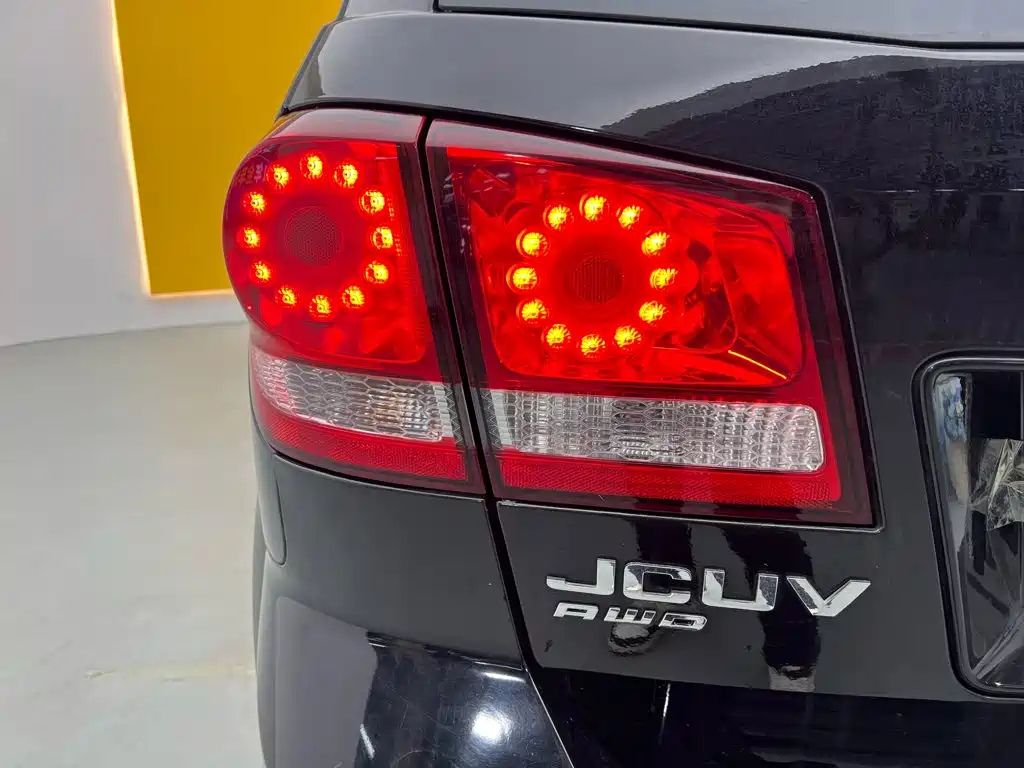 Dodge Journey — миниатюра 8