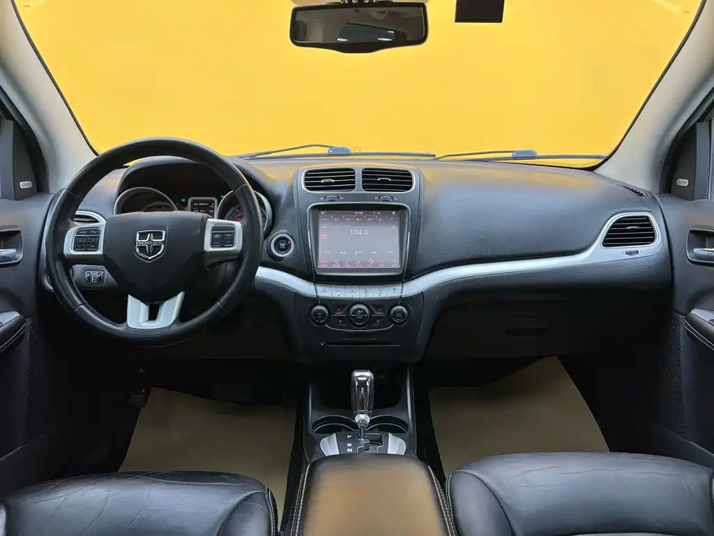 Dodge Journey — миниатюра 38