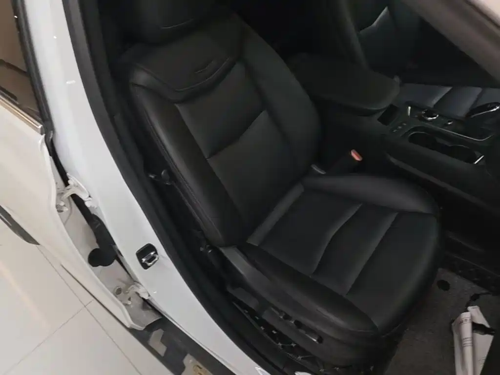 Cadillac XT5 — миниатюра 25