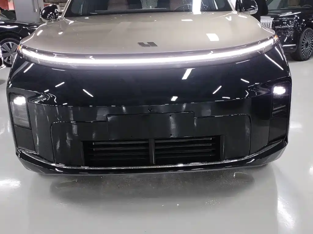 Li Auto Li L9 — миниатюра 2