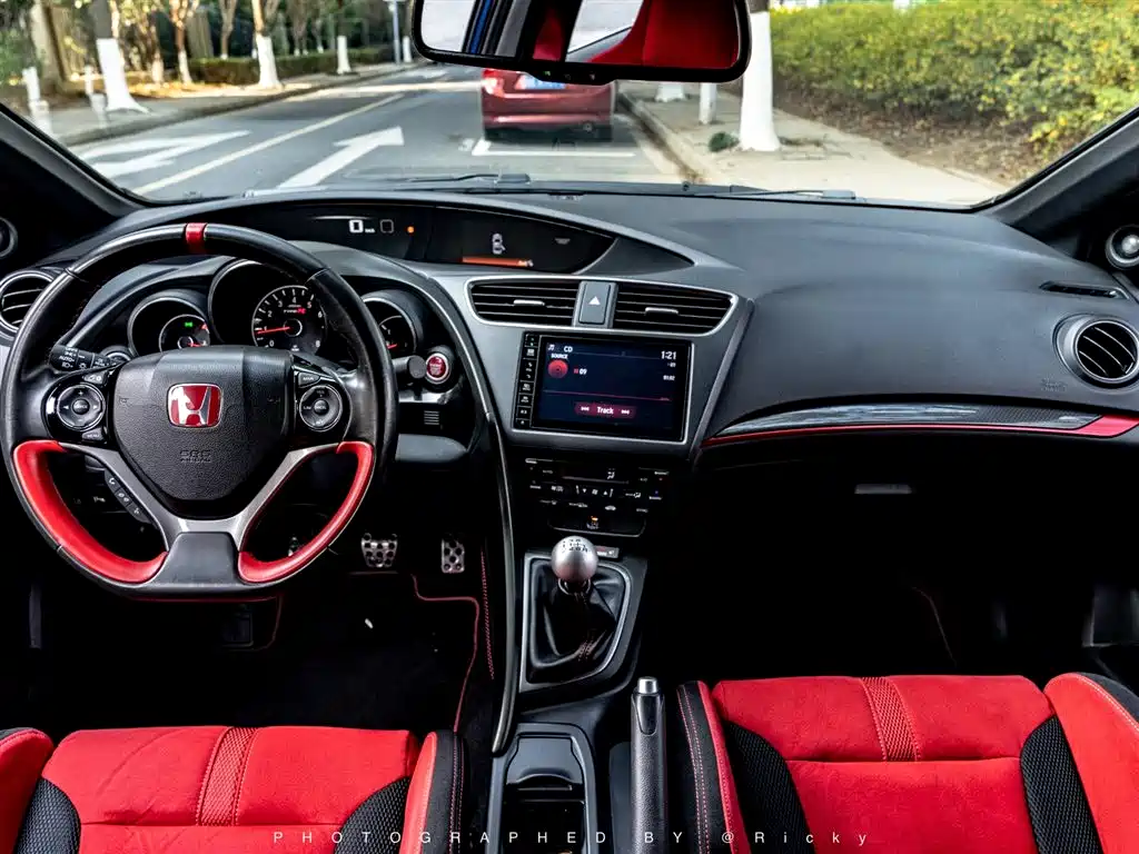 Honda Civic 2015 2.0T