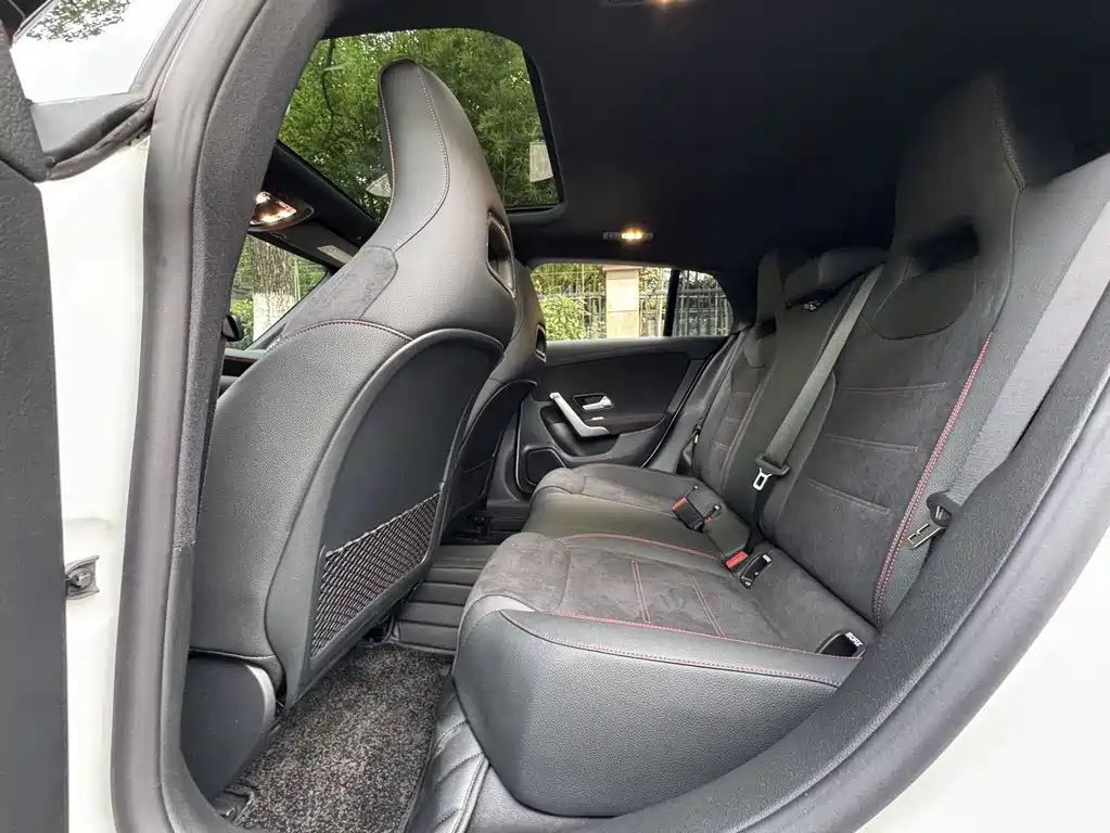 Mercedes-Benz CLA 2026 CLA 200